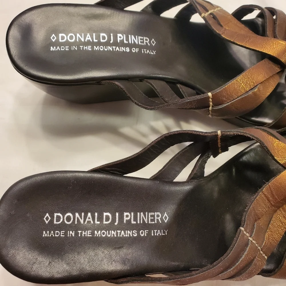 Donald J Pliner Cathe Womens Bronze And Black Strap Platform Wedge Sandal SZ 9M - Picture 5 of 6